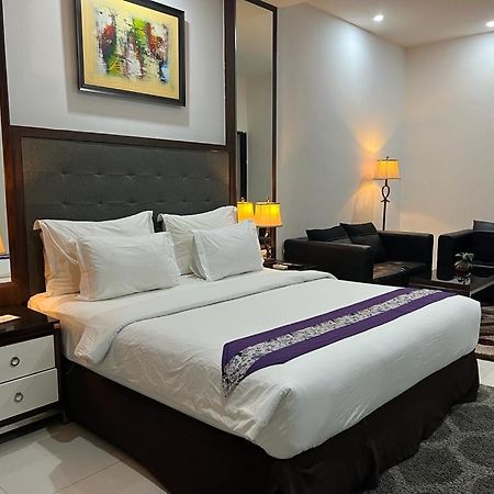 Ayla City Hotel Соронг Екстериор снимка